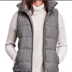 Old Navy size medium Gray Puffer Vest